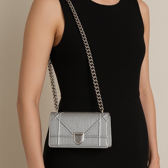 Dior metallic silver micro cannage leather Mini Diorama Shoulder bag - Picture 1 of 11